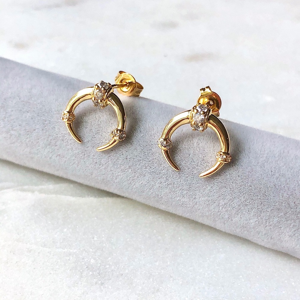 Horn Studs